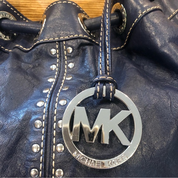 Michael Kors Navy Astor Purse - Picture 7 of 15